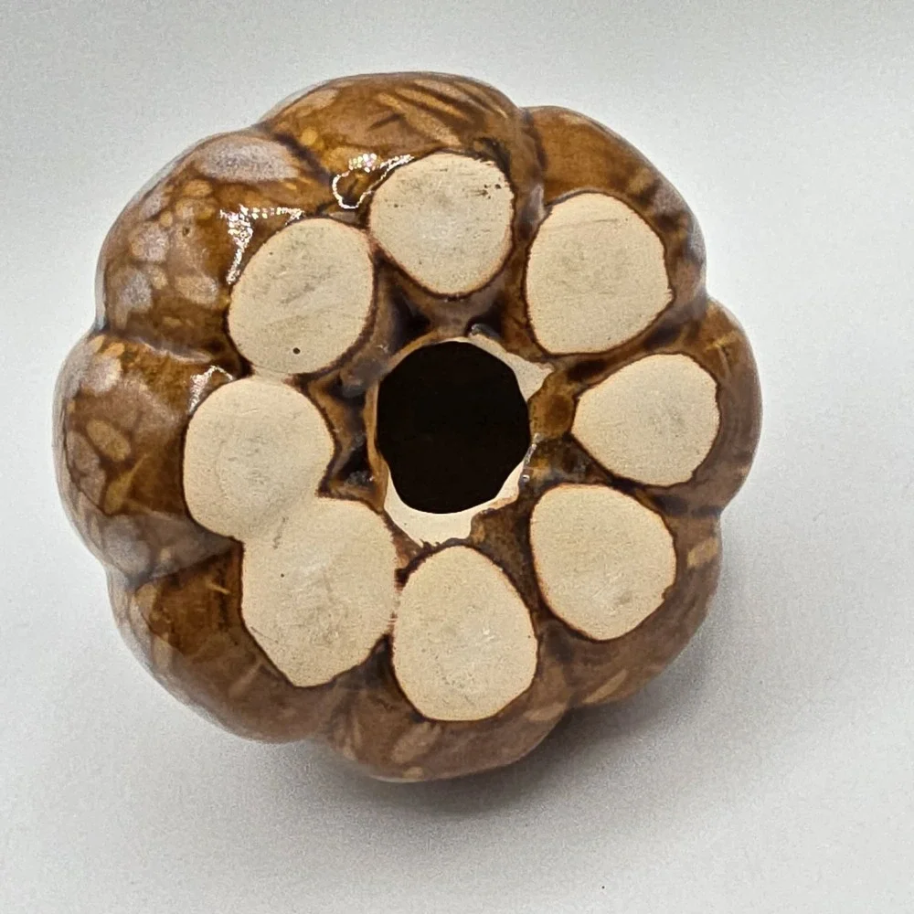 Speckled Ceramic Pumpkin With Leaf For Your‎ Fall Or Halloween Decor 4.25